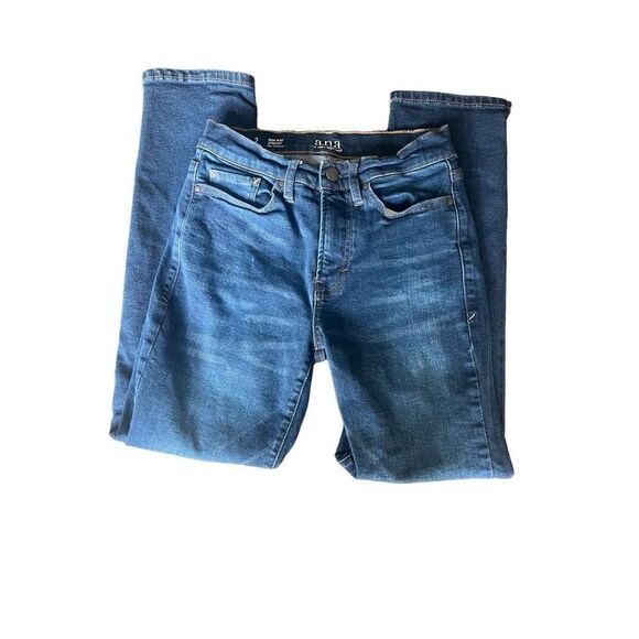 a.n.a Womens High Rise Straight Leg Jean size 2 - Picture 1 of 7